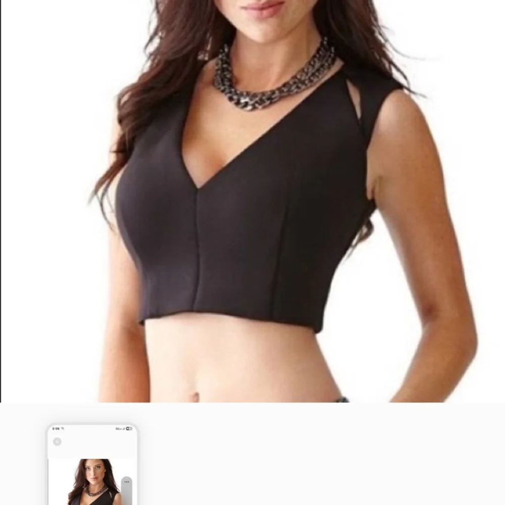 NWT GUESS Scuba Cutout Crop Top M NWT - Picture 3 of 15